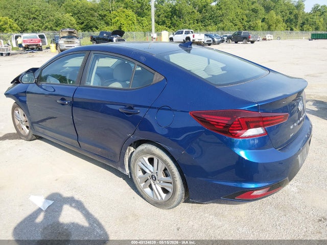 Hyundai ELANTRA Sel