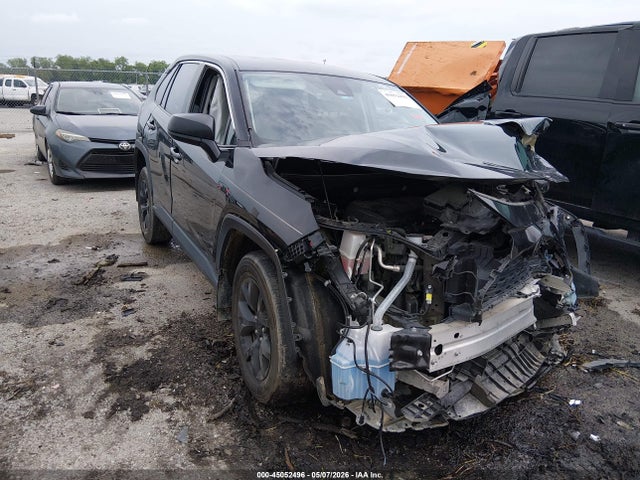 Salvage Toyota RAV4 Image