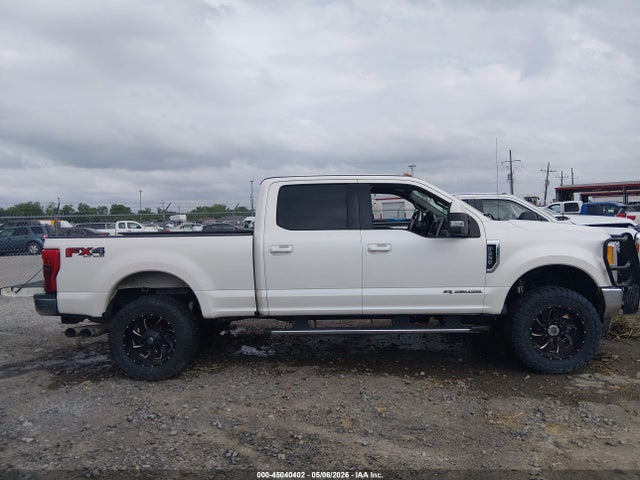 Ford F-250 Lariat