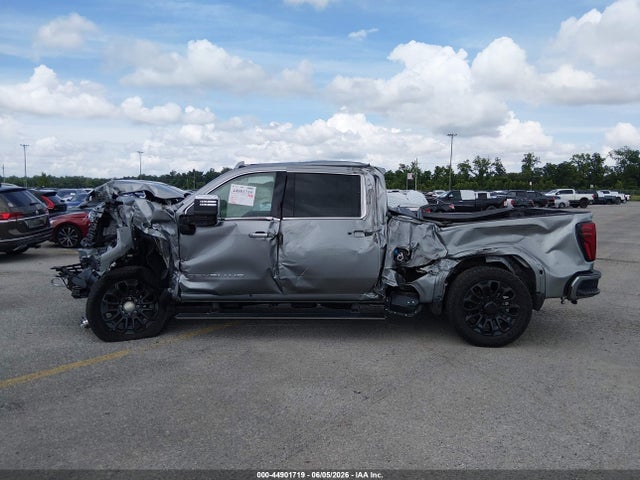 General Motors Sierra 2500HD , Standard Bed, Denali Ultimate, 4wd
