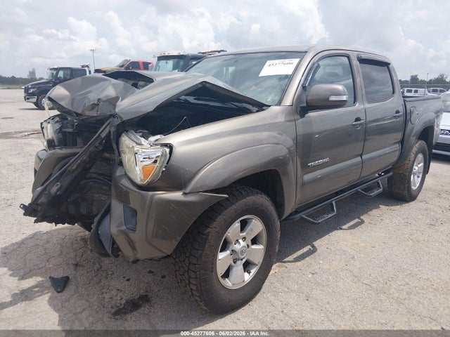 Toyota Tacoma Base V6