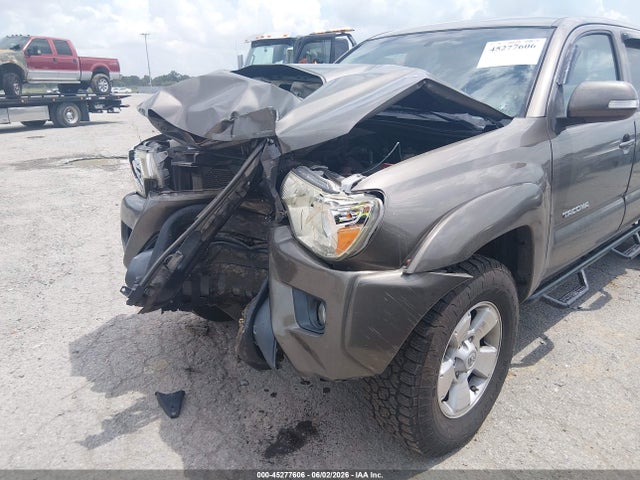 Toyota Tacoma Base V6