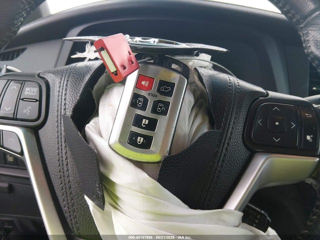 Toyota Sienna Se Premium 8 Passenger