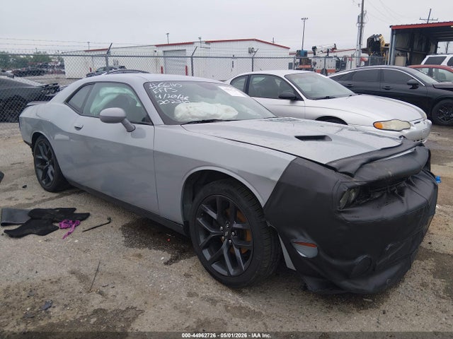 Salvage Dodge Challenger Image