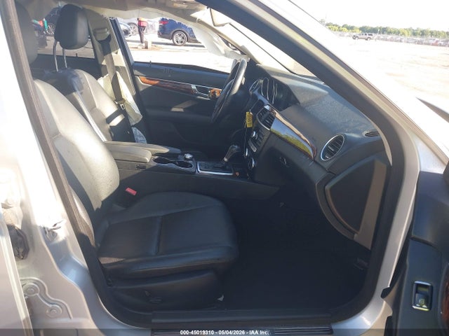 Mercedes-Benz C-Class Luxury 4matic