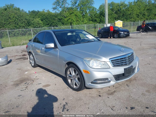 Salvage Mercedes-Benz C-Class Image