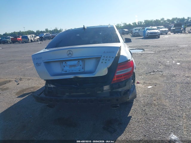 Mercedes-Benz C-Class Luxury 4matic