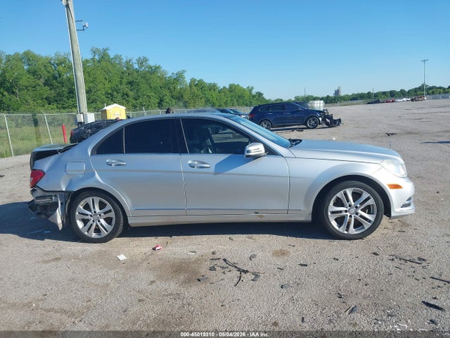 Mercedes-Benz C-Class Luxury 4matic