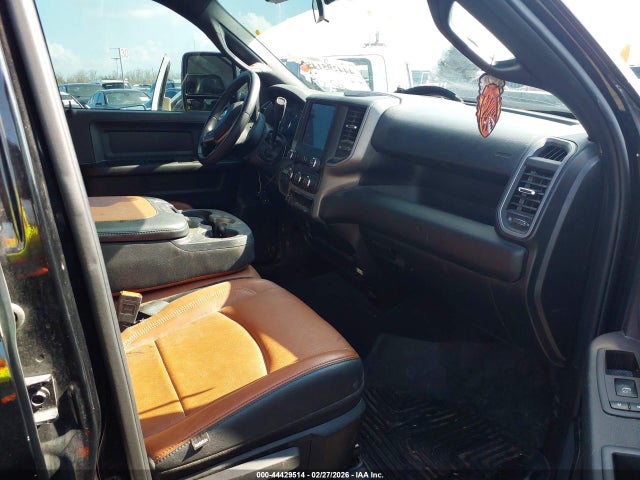Ram 2500 Tradesman  4x4 6'4 Box
