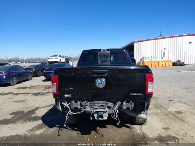Ram 2500 Tradesman  4x4 6'4 Box