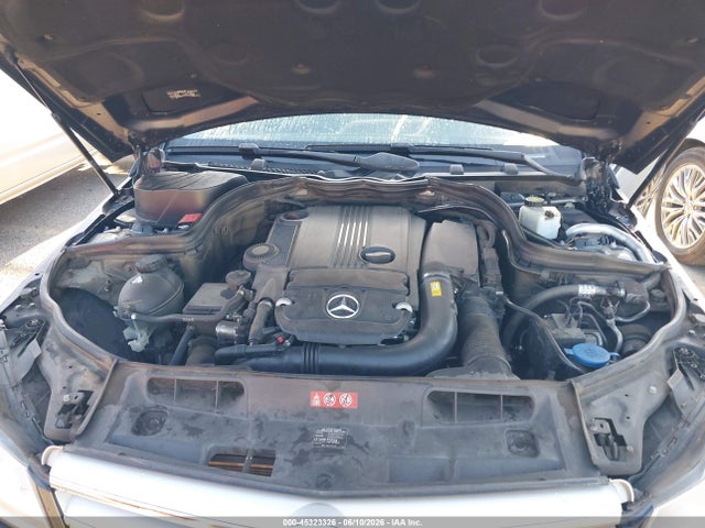 Mercedes-Benz C-Class Luxury