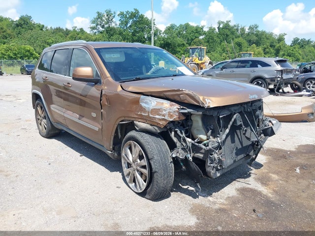 Salvage Jeep Grand Cherokee Image