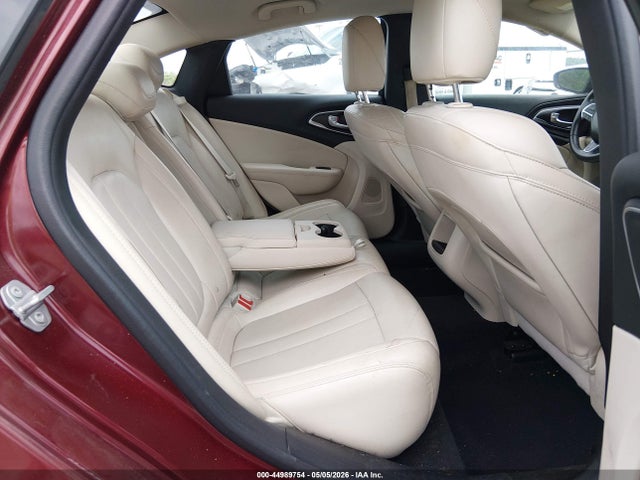 Chrysler 200 Limited Platinum