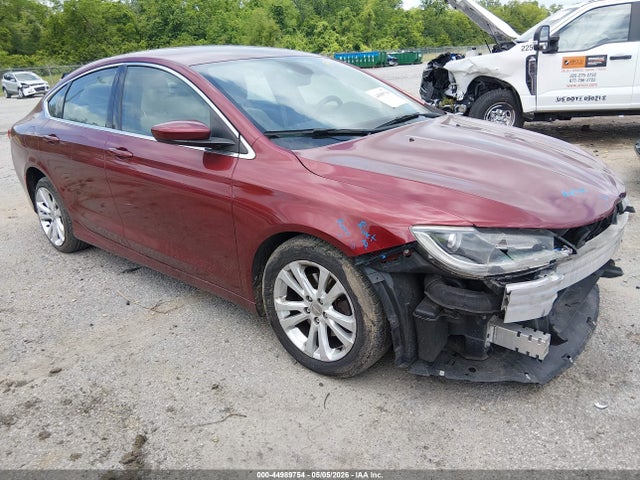 Salvage Chrysler 200 Image