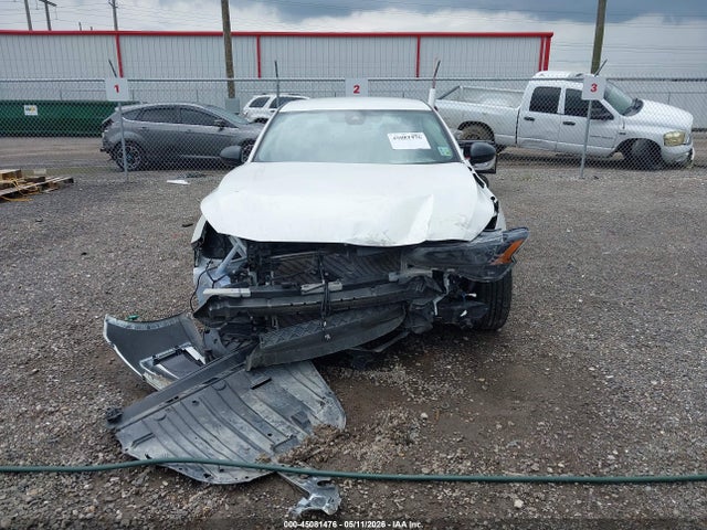 Nissan Altima S Fwd