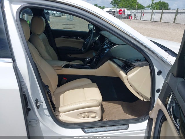 Cadillac CTS Luxury