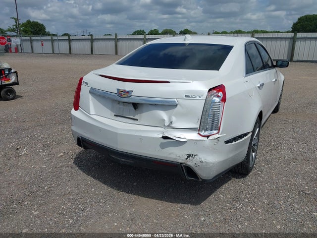Cadillac CTS Luxury