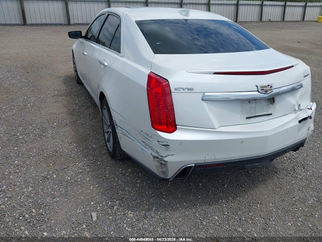 Cadillac CTS Luxury