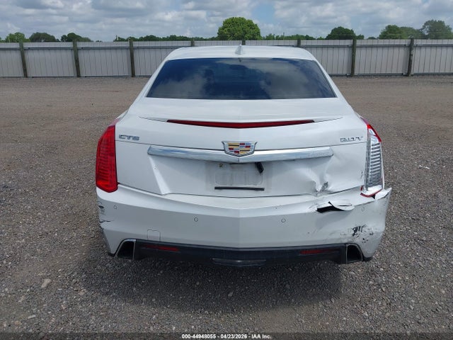 Cadillac CTS Luxury