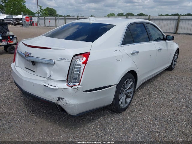 Cadillac CTS Luxury