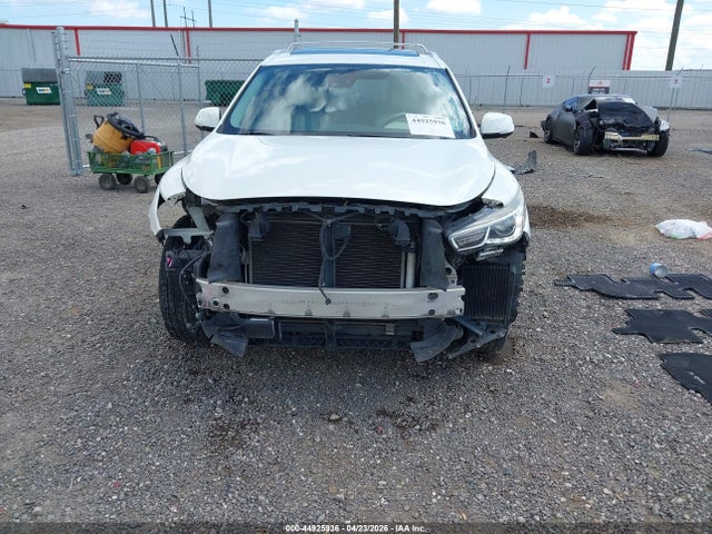 INFINITI Qx