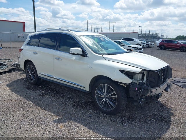 Salvage INFINITI Qx Image