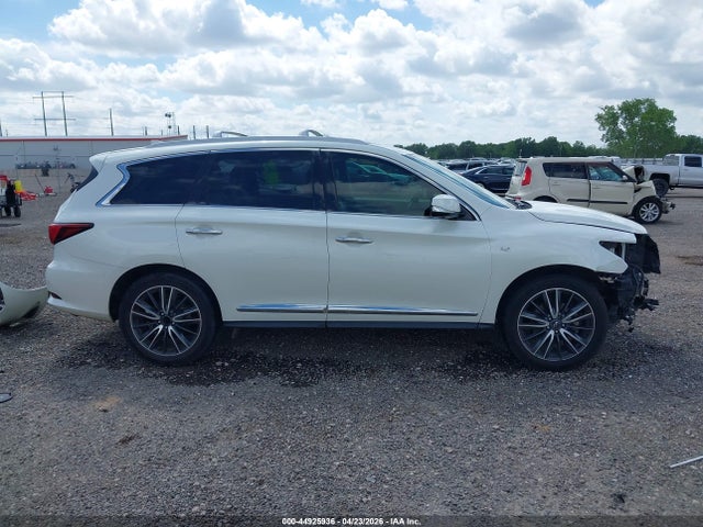 INFINITI Qx