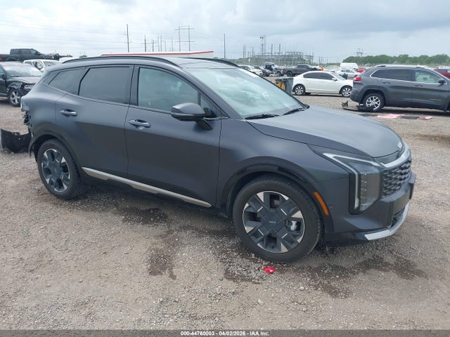 Salvage Kia Sportage Image