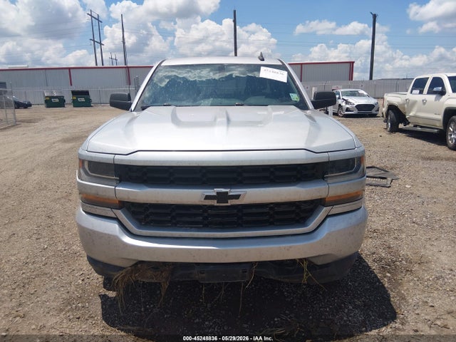 Chevrolet Silverado 1500 Custom