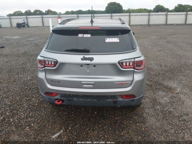 Jeep Compass Trailhawk 4x4