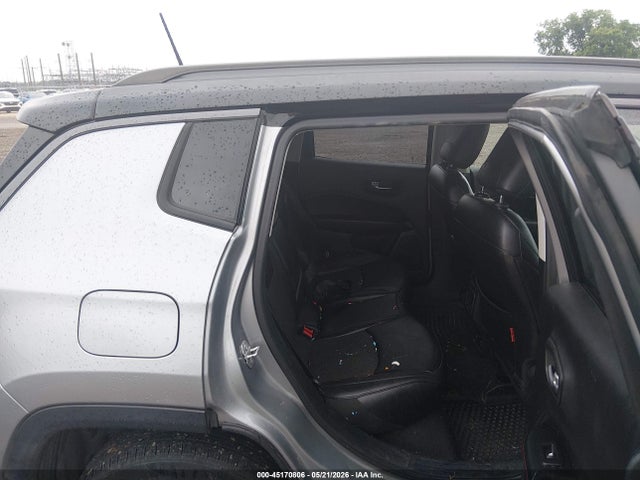 Jeep Compass Trailhawk 4x4