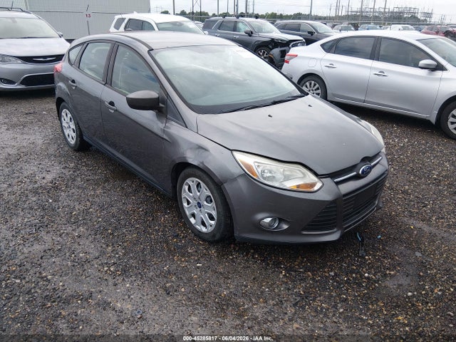 Salvage Ford Focus Image