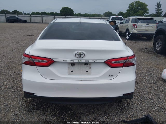 Toyota Camry Le
