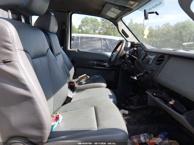Ford F-350 Xl