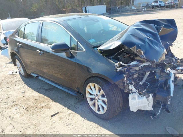 Salvage Toyota Corolla Image