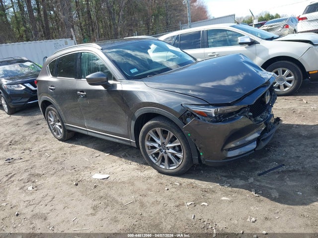 Salvage Mazda Cx Image