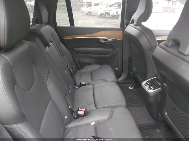 Volvo XC90 B6 Plus Bright Theme 7-seater
