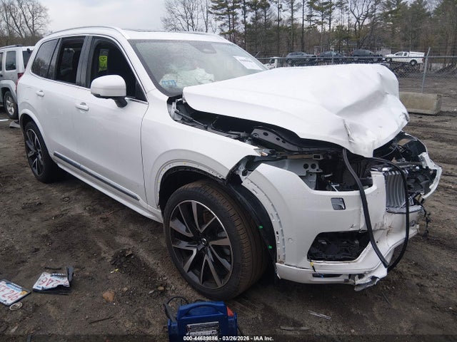 Salvage Volvo XC90 Image
