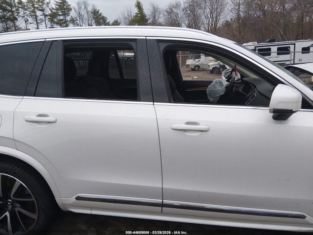 Volvo XC90 B6 Plus Bright Theme 7-seater