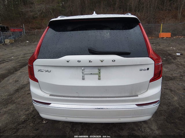 Volvo XC90 B6 Plus Bright Theme 7-seater