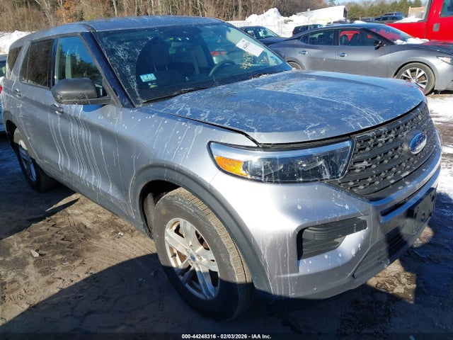 Salvage Ford Explorer Image