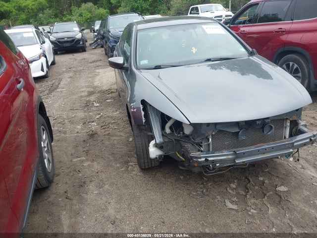 Salvage Honda Accord Image