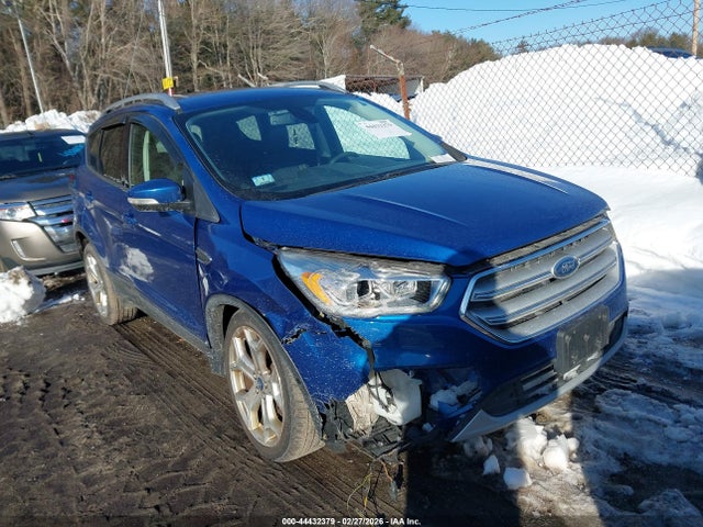 Salvage Ford Escape Image