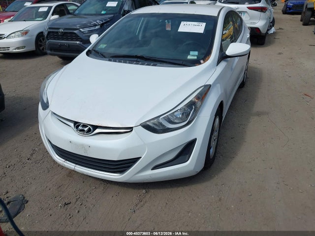 Hyundai ELANTRA Se