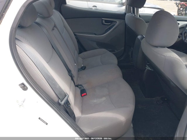 Hyundai ELANTRA Se