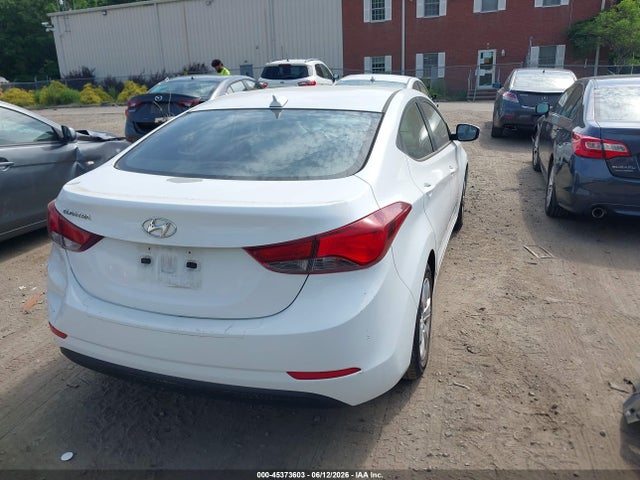 Hyundai ELANTRA Se