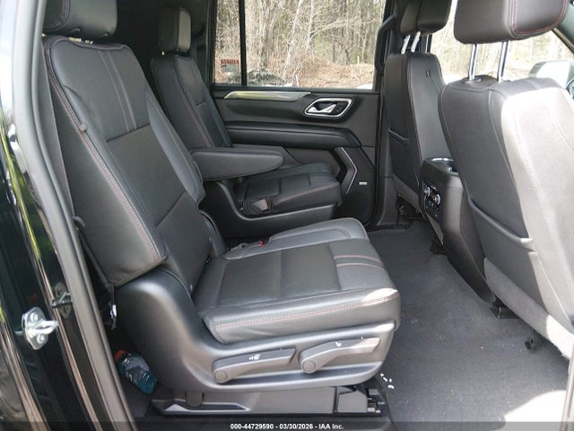 Chevrolet Suburban 4wd Rst