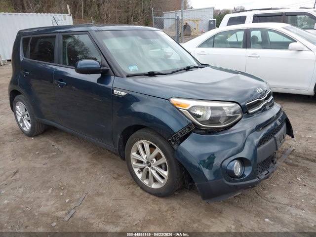 Salvage Kia Soul Image