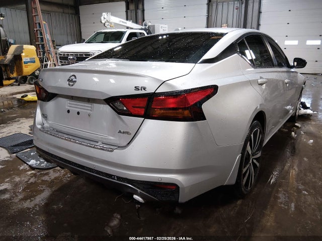 Nissan Altima Sr Intelligent Awd
