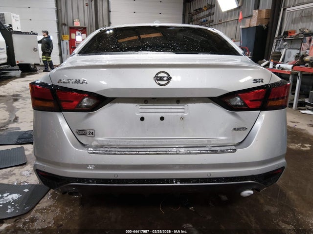 Nissan Altima Sr Intelligent Awd